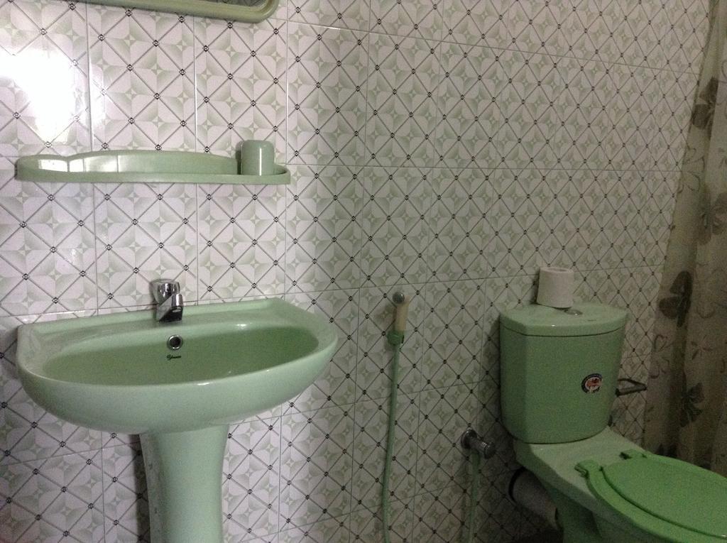 Lagoon Inn ハンバントタ エクステリア 写真